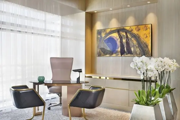 AlRayyan Hotel Doha, Curio Collection by Hilton - Oda