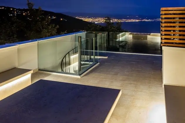 Villa AltaVista, Opatija - Seaview & Relax with Heated Pool and Private MiniGolf