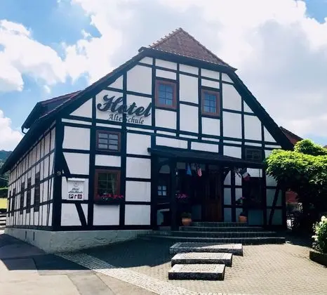 Hotel Alte Schule - Dış Mekan