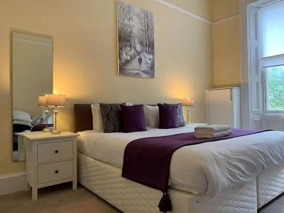 Altido Adorable 1 Bed Flat Near West End