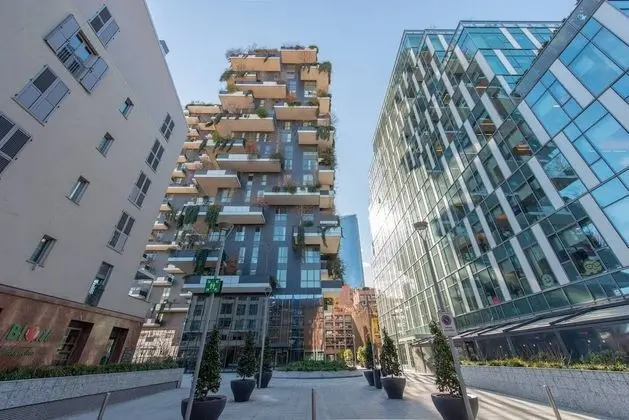 Altido Apartment, Window to the Vertical Forest