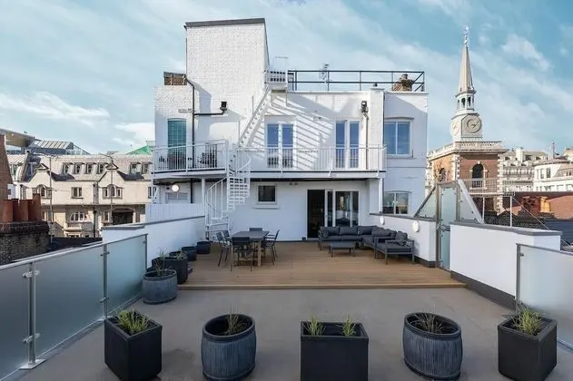 ALTIDO Astonishing 2 Bedroom near Mayfair & Piccadilly Circus - Dış Mekan