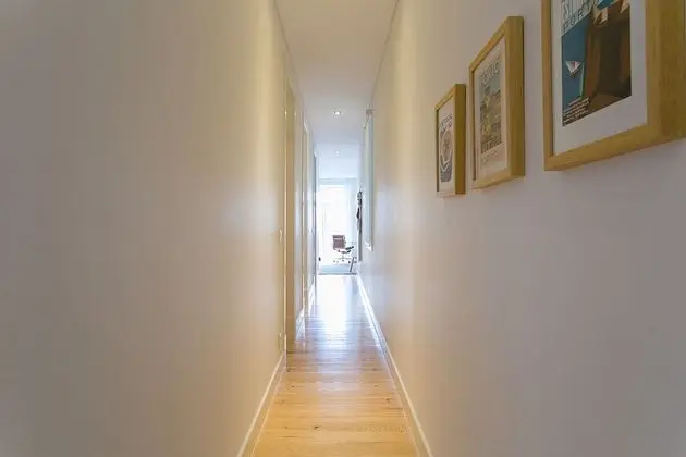 ALTIDO Charming 3BR home w/workspace&terrace by Intendente subway - İç Mekan