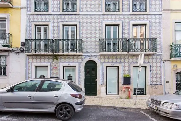 ALTIDO Chic 1-bed flat, moments to Rato subway - Dış Mekan