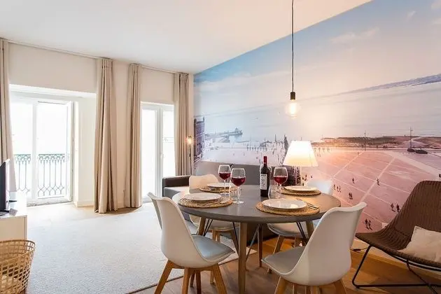 ALTIDO Chic 1-bed flat, moments to Rato subway - Öne Çıkan Resim