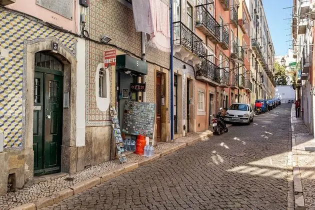 ALTIDO Chic 2BR Apt in Bairro Alto, 2mins to São Pedro de Alcântara viewpoint - Dış Mekan