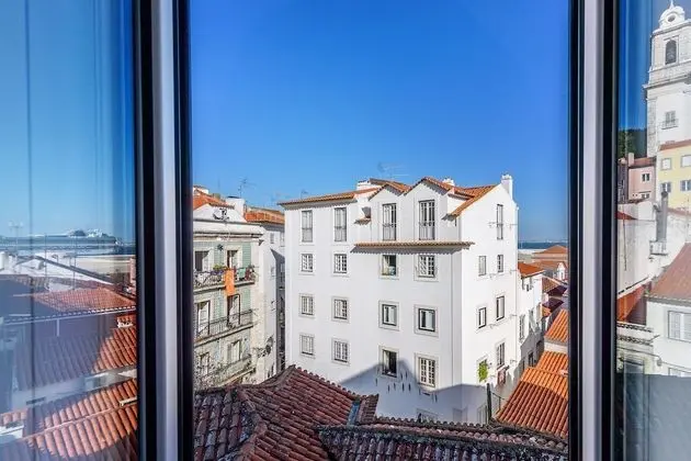 Altido Cosy 1-Bed Flat W/Seaview In Alfama