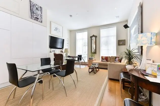 Altido Elegant 3 Bed Apt With Rooftop Terrace In Pimlico