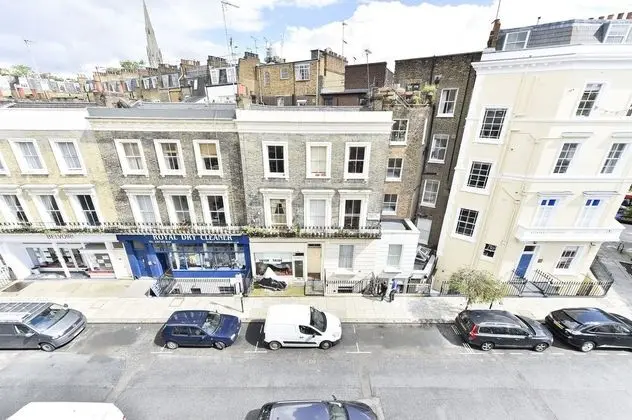 Altido Elegant 3 Bed Apt With Rooftop Terrace In Pimlico