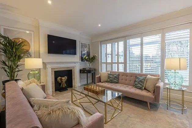 Altido Exclusive 3Br Home W/ Terrace In Chelsea