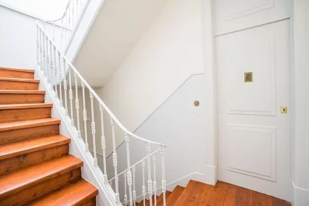 ALTIDO Gorgeous 3BR home w/balcony nearby Time Out Market - İç Mekan