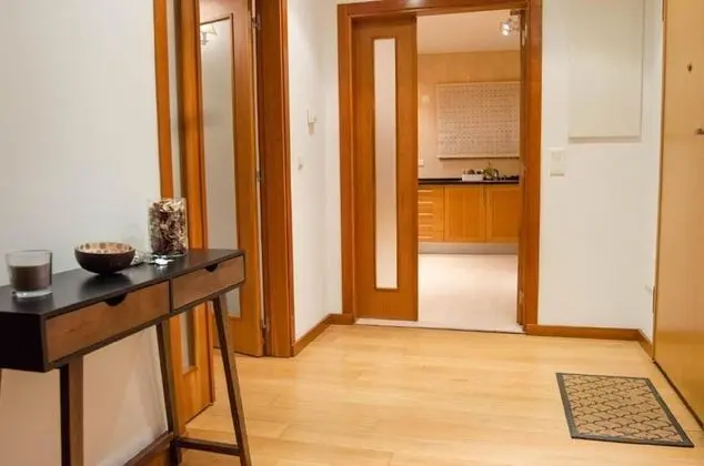 ALTIDO Graca Luminous 2-BR Apartment w/Terrace - İç Mekan