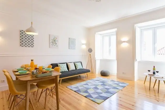 ALTIDO New&Trendy 2-bed flat w/seaview in Lapa