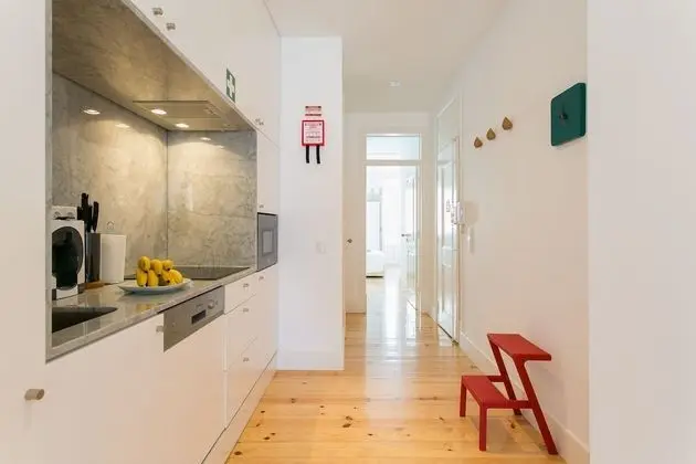 ALTIDO New&Trendy 2-bed flat w/seaview in Lapa - Mutfak