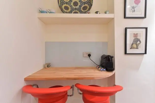ALTIDO Peaceful 1 bed Flat off Sloane Square With Patio - İç Mekan