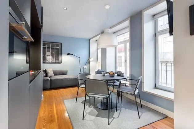 ALTIDO Smart Self Check-In 2-BR Apartment in Porto