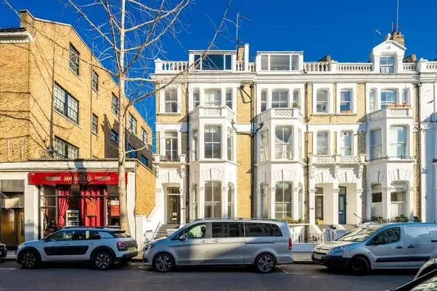 ALTIDO Social Distancing for 4 in Earl's Court - Dış Mekan