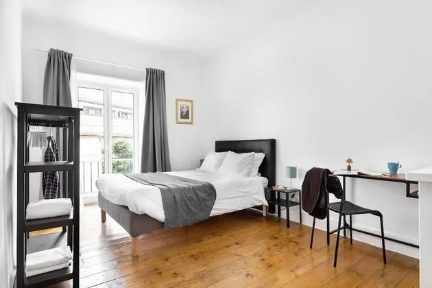 ALTIDO Stunning 4BR Apt w/terrace&seaview in Alfama