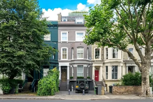 Altido Stylish 2-Bed Flat W/ Private Garden In Notting Hill,