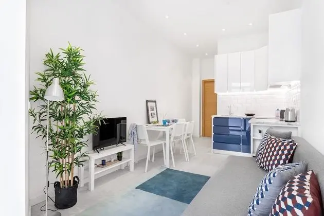 Altido Stylish Arroios 2-Br Flat, 20 Min To Centre