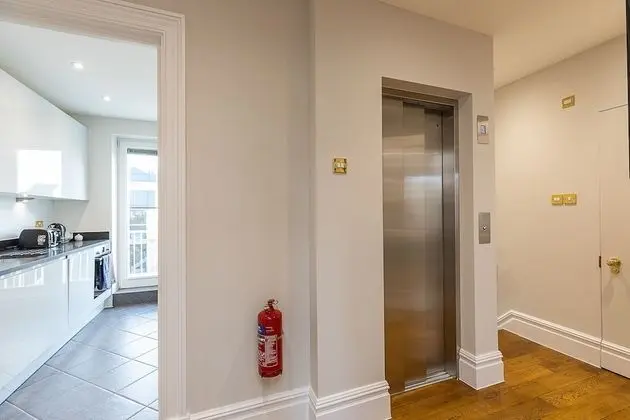 ALTIDO Stylish Flat near Mayfair & Piccadilly Circus - Dış Mekan
