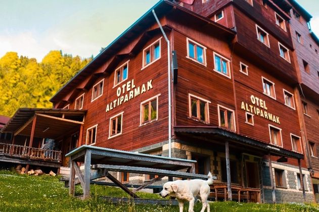 Altıparmak Suit Otel