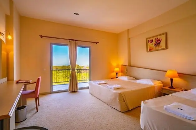 Altis Resort Hotel & Spa - 3