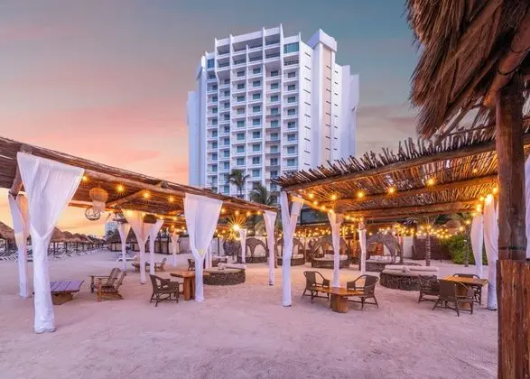 Altitude By Krystal Grand Cancun - All Inclusive - Plaj