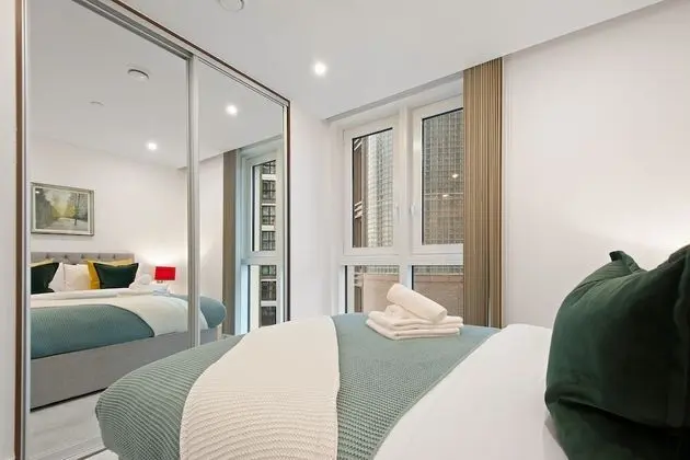 Altitude Point Serviced Apartments by TheSquare