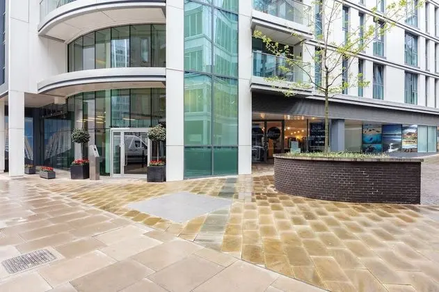 Altitude Point Serviced Apartments by TheSquare - Dış Mekan