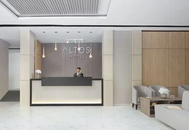 Altos Hotel - Lobi