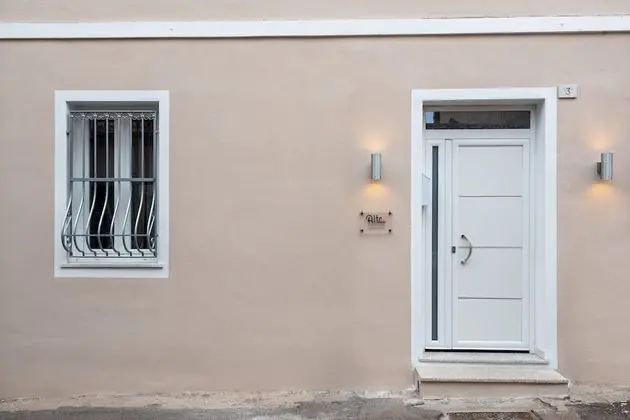 Altré Guest House