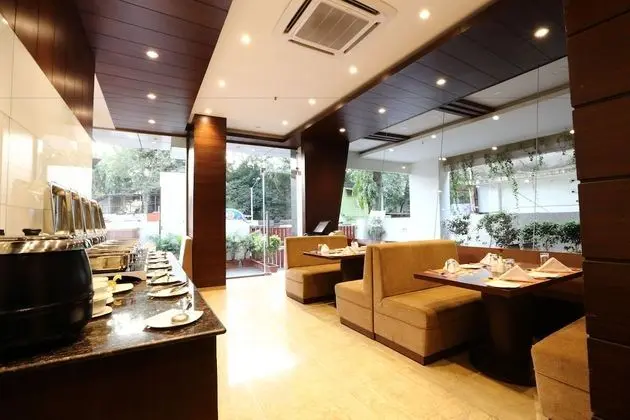 The Altruist Business Hotel Andheri - Yerinde Yemek