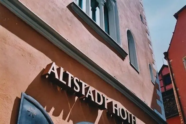 Altstadthotel Arch - Dış Mekan