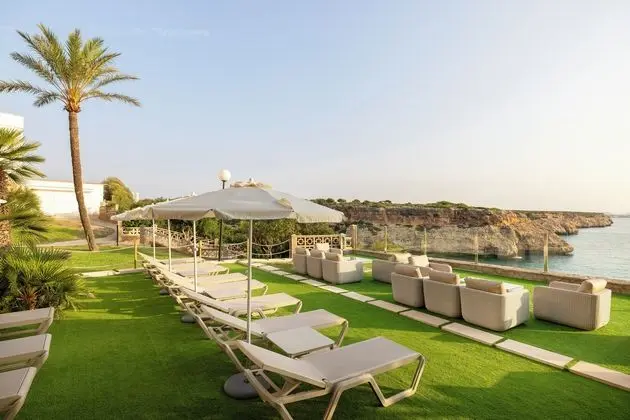 Alua Calas de Mallorca Resort - Oda