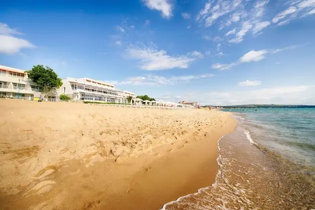 AluaSun Helios Beach – All Inclusive - Dış Mekan