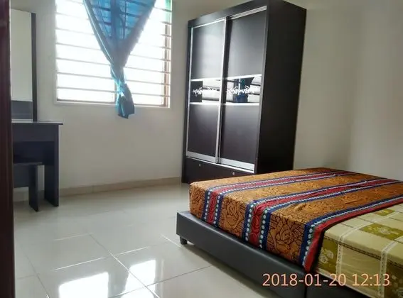 Alya Homestay - Oda