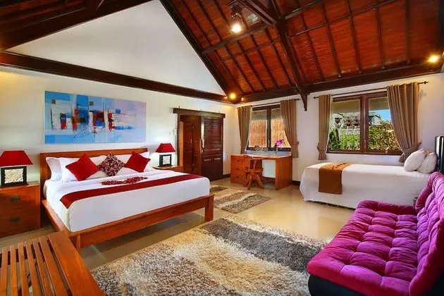 Alysha Villa Seminyak Beachside - Oda
