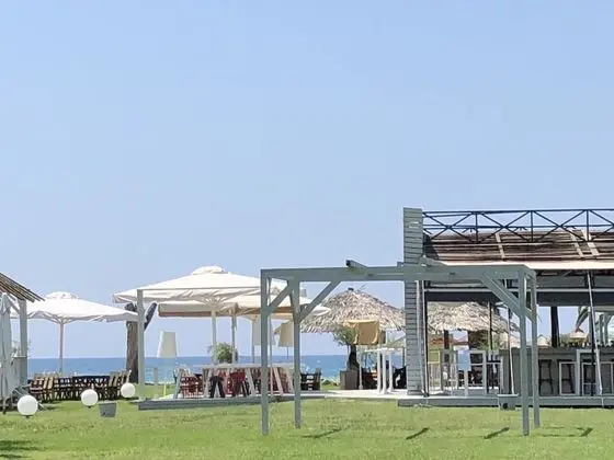 AM Beach House near Sea
