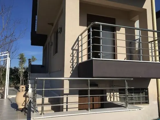 AM Beach House near Sea - Dış Mekan