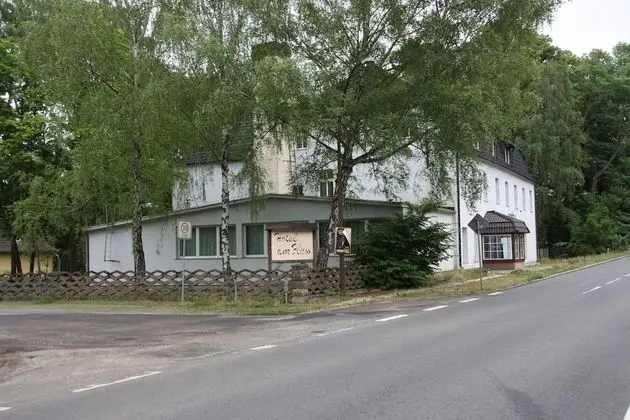 Hotel am Fluss - 1