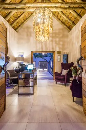 AM Lodge - Lobi