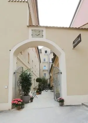 Hotel Am Peterstor - Dış Mekan