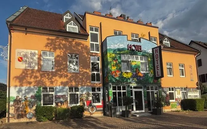 Hotel am Stadthaus - Dış Mekan