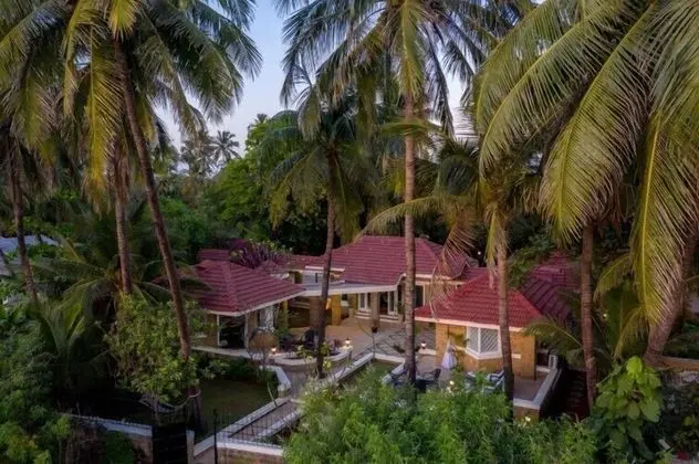 amã Stays & Trails Beach House Madh Island, Mumbai