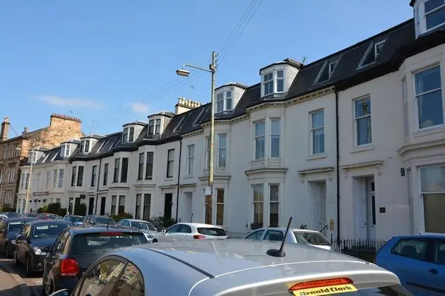 Amadeus Serviced Apartments