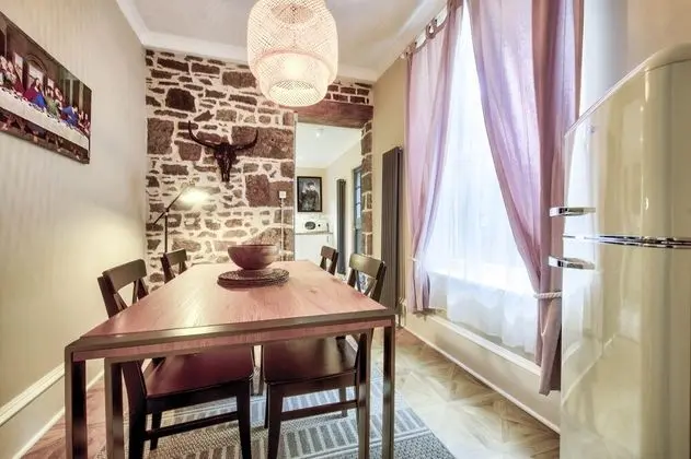 Amadeus Serviced Apartments - Yerinde Yemek