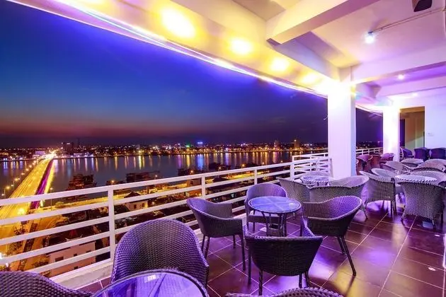 Amanda Quang Binh Hotel - Yerinde Yemek