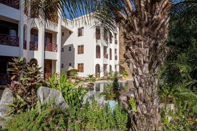 Amani Luxury Apartments Diani Beach - Dış Mekan
