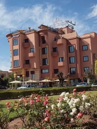 Amani Hotel Suites & Spa - Dış Mekan